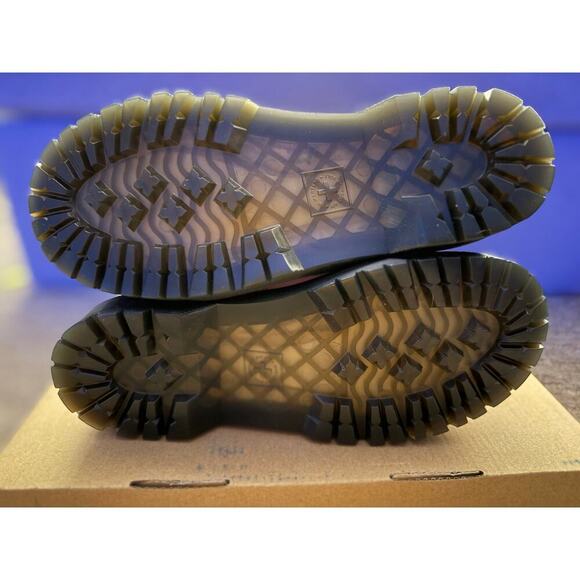 New Dr‎ Martens Heart PO Boot Bex Size 6 Pink Nappa Patent Leather Zip Closure - Picture 7 of 8